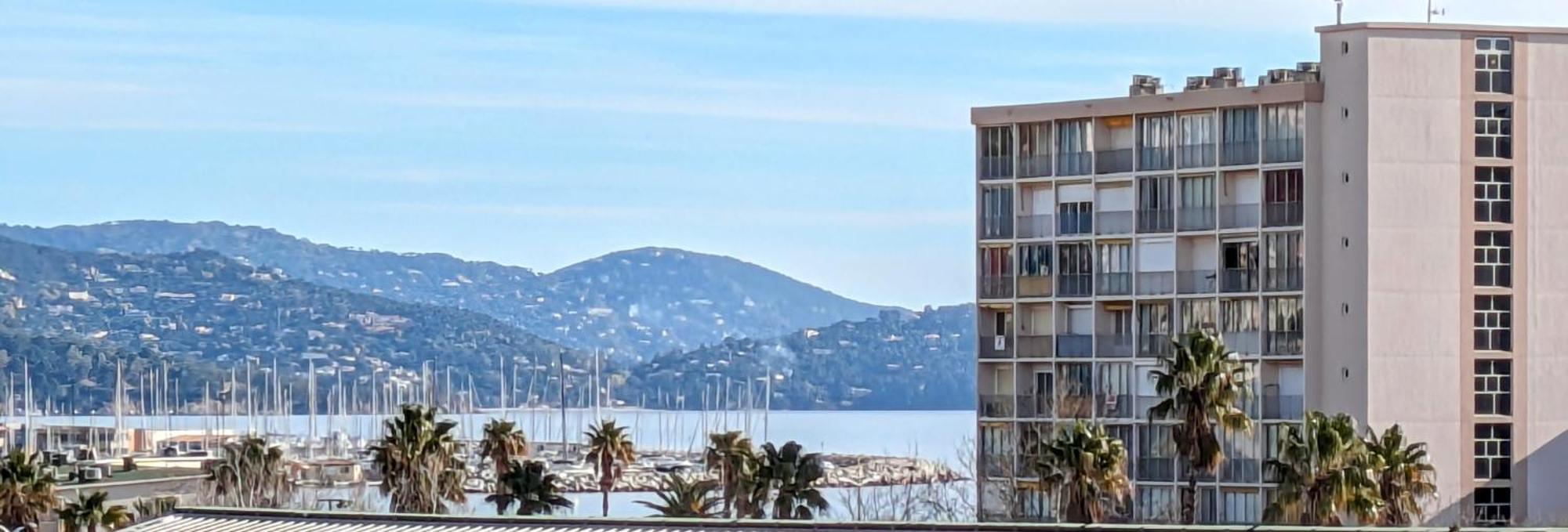 Studio Avec Coin Nuit, 100 M De La Mer Le Lavandou Εξωτερικό φωτογραφία